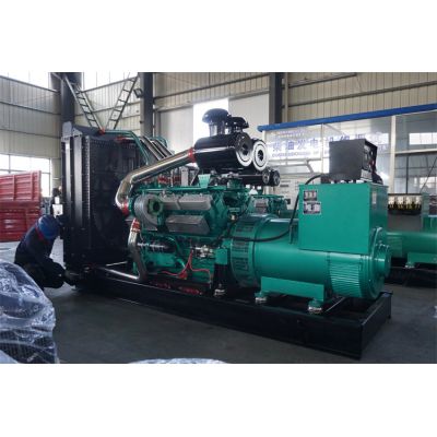 400kw乾能柴油發(fā)電機(jī)組-乾能12缸柴油機(jī)12V135AZLD-1柴油發(fā)電機(jī)組,缸徑/行程：135/150mm,柴油發(fā)電機(jī)組水冷發(fā)動(dòng)機(jī)功率450KW,柴油發(fā)電機(jī)組配套馬拉松斯坦福發(fā)電機(jī)。廠價(jià)直銷歡迎選購(gòu)：13773399855。