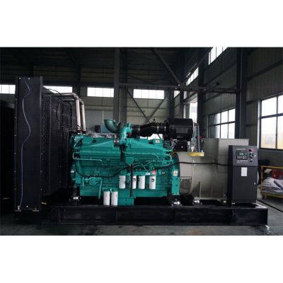 900kw重慶康明斯柴油發電機組-重慶康明斯12缸柴油機KTA38-G5柴油發電機組,缸徑/行程：159/159mm,柴油發電機組水冷發動機功率970KW,柴油發電機組配套馬拉松斯坦福發電機。廠價直銷歡迎選購：13773399855。
