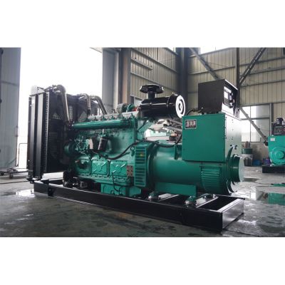 300kw康沃柴油發(fā)電機(jī)組-康沃6缸柴油機(jī)KW13G420D2柴油發(fā)電機(jī)組,缸徑/行程：135/150mm,柴油發(fā)電機(jī)組水冷發(fā)動(dòng)機(jī)功率308KW,柴油發(fā)電機(jī)組配套馬拉松斯坦福發(fā)電機(jī)。廠價(jià)直銷歡迎選購：13773399855。