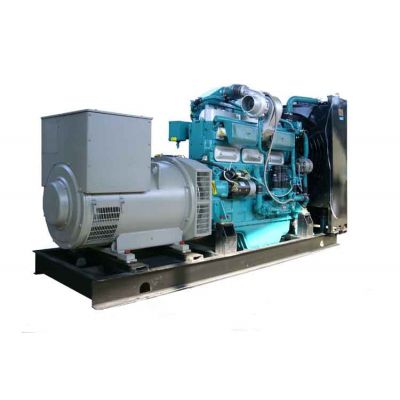 120kw南通股份柴油發(fā)電機(jī)組-南通股份6缸柴油機(jī)6135ZD柴油發(fā)電機(jī)組,缸徑/行程：135/140mm,柴油發(fā)電機(jī)組水冷發(fā)動(dòng)機(jī)功率154KW,柴油發(fā)電機(jī)組配套馬拉松斯坦福發(fā)電機(jī)。廠價(jià)直銷歡迎選購：13773399855。